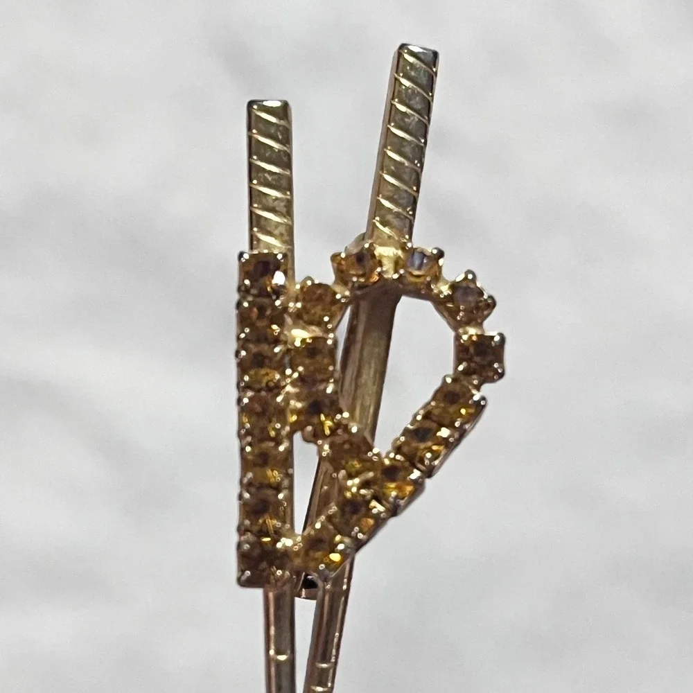 🔮 5/$25 Vintage Golf Golfing Clubs 19th Hole Pin